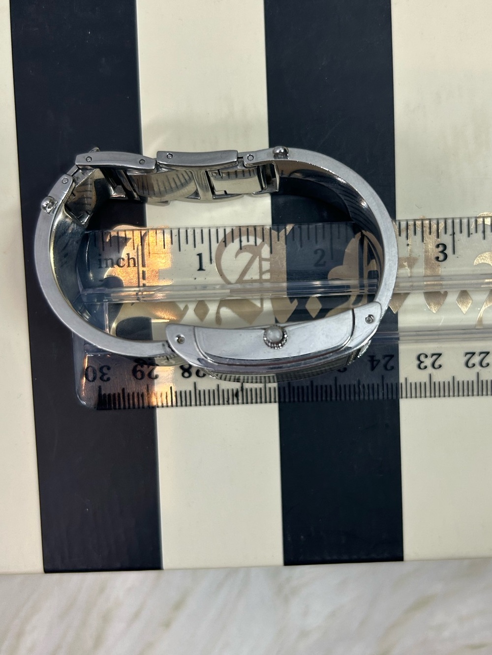 L.A.M.B. Designer Bangle Watch❤️🔥 - Picture 6 of 16